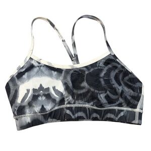 Lululemon Flow Y Bra IV size 6